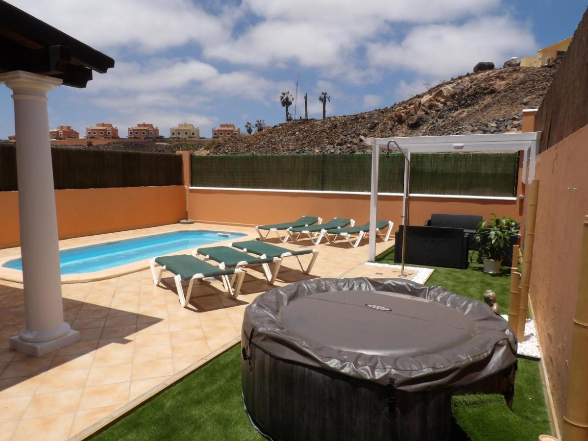 Villas Brujula Company Corralejo Exterior photo